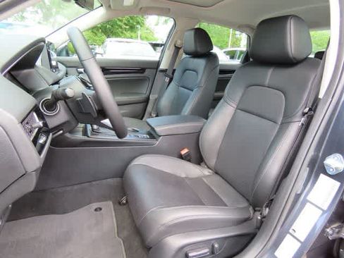 Used 2024 Honda Civic Touring image 12