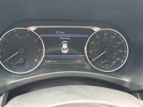 Used 2024 Nissan Sentra SV FWD image 12