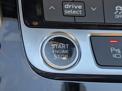 Used 2025 Audi Q7 2.0T Premium Plus w/ Premium Plus Package image 25