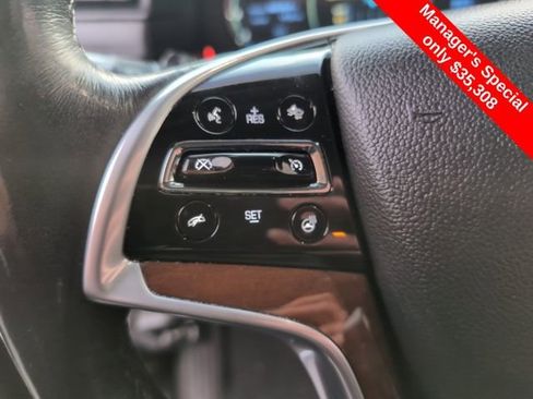 Used 2019 Cadillac Escalade Premium Luxury image 17