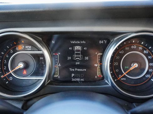 Used 2023 Jeep Wrangler Willys image 21