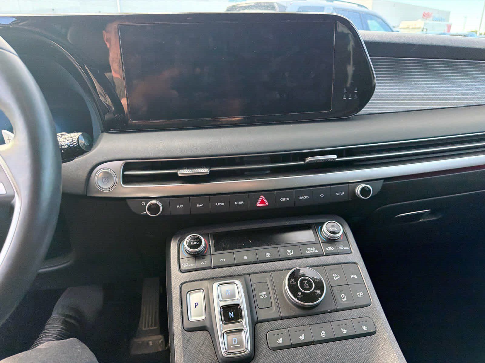 Used 2024 Hyundai Palisade Limited AWD/4WD image 19