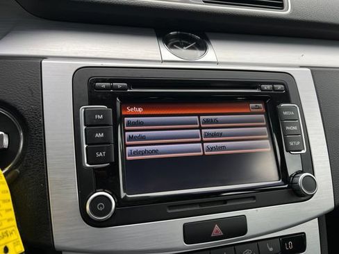 Used 2013 Volkswagen CC Sport FWD image 38