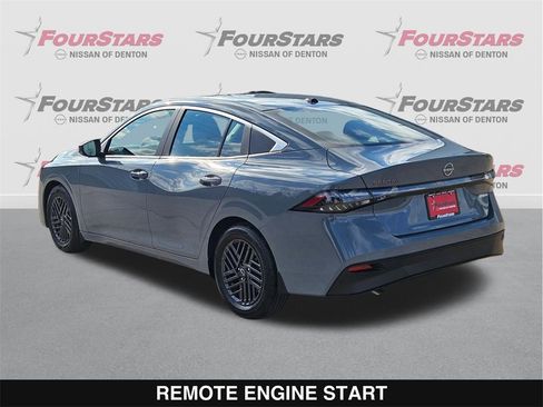 New 2026 Nissan Sentra SV image 7