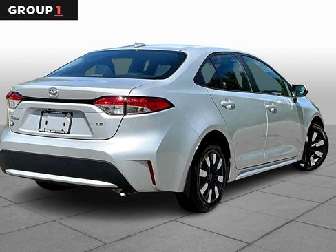 Used 2021 Toyota Corolla LE FWD image 13