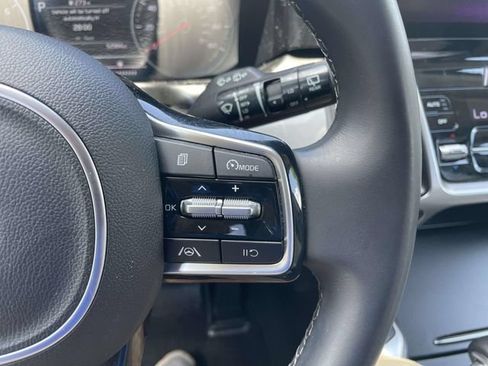 Certified 2023 Kia Sorento S FWD image 27