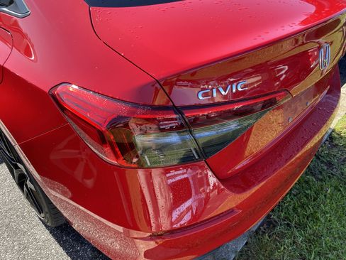Used 2022 Honda Civic Sport image 10