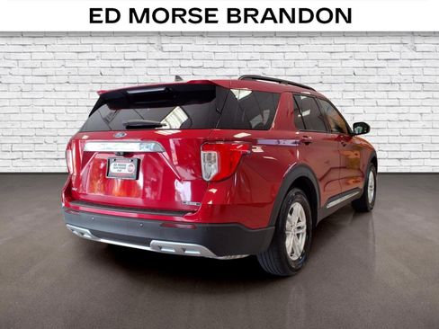 Used 2023 Ford Explorer XLT w/ Equipment Group 202A RWD image 5