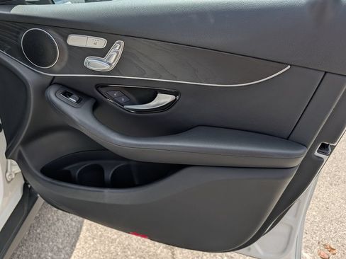 Used 2018 Mercedes-Benz GLC 300 image 35