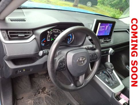Used 2023 Toyota RAV4 AWD Hybrid image 10