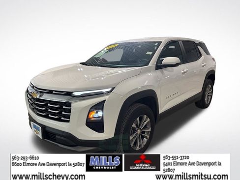 Used 2025 Chevrolet Equinox LT image 1