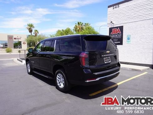 Used 2025 Chevrolet Suburban LT RWD image 55