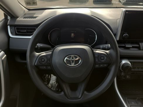 Certified 2023 Toyota RAV4 LE image 21