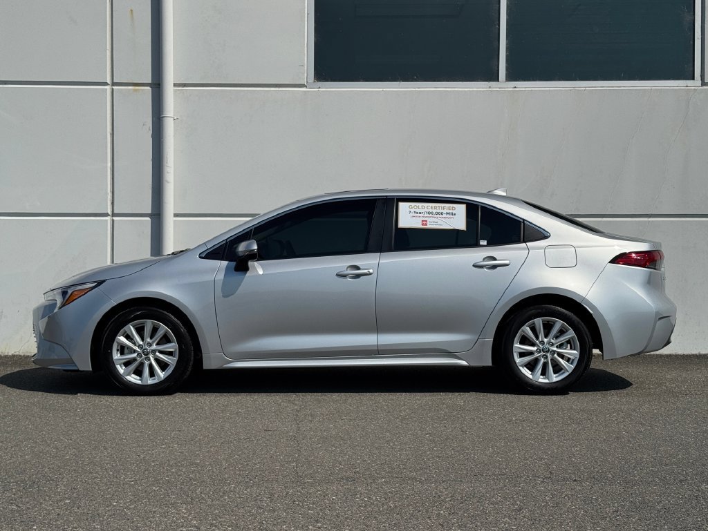 Certified 2026 Toyota Corolla XLE FWD image 4