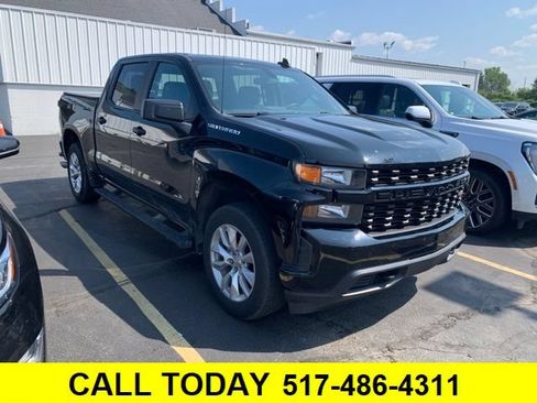 Used 2020 Chevrolet Silverado 1500 Custom w/ Custom Value Package AWD/4WD image 1