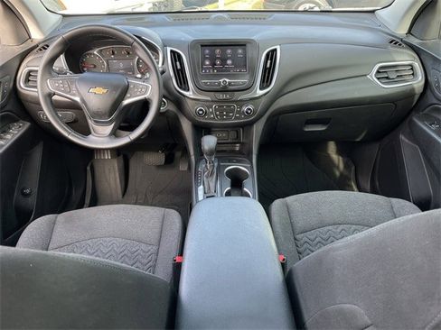 Used 2023 Chevrolet Equinox LT image 9
