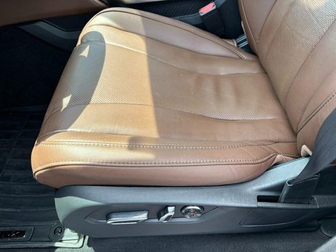 Used 2023 Acura MDX SH-AWD w/ Technology Package image 16