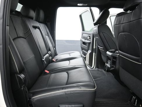 Used 2021 RAM 2500 Limited image 10