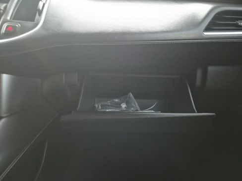 Used 2021 Chevrolet Suburban Premier w/ Premium Package image 26