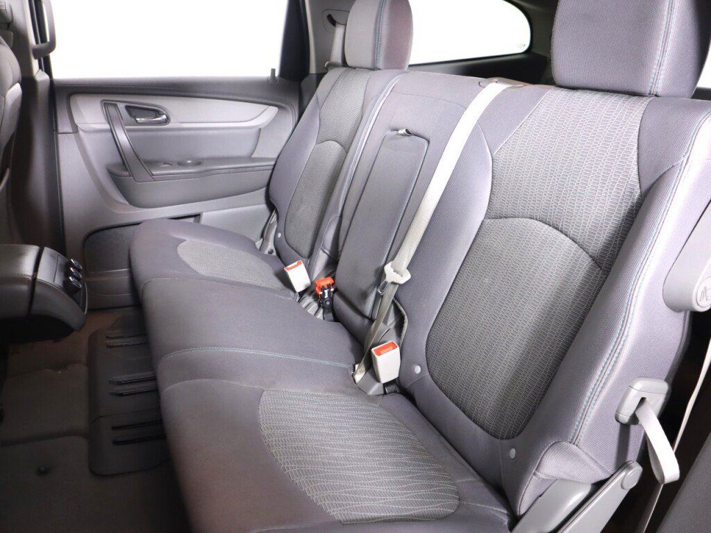 Used 2015 Chevrolet Traverse LS FWD image 30