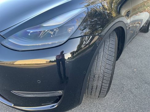 Used 2021 Tesla Model Y Performance image 30