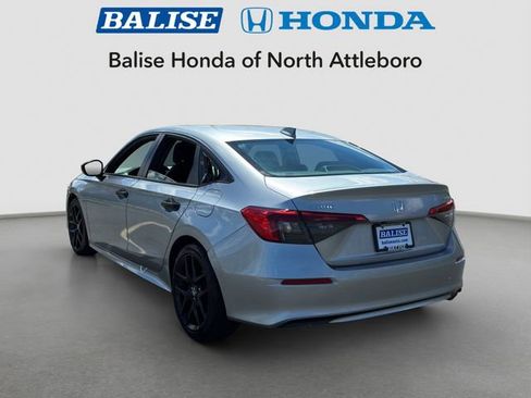 Used 2024 Honda Civic Sport image 3