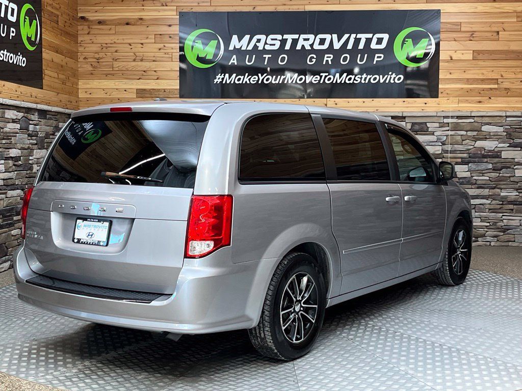Used 2015 Dodge Grand Caravan SE FWD image 11