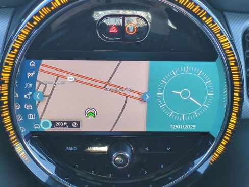 Used 2024 MINI Cooper S image 19