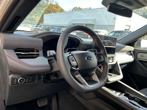 Certified 2025 Ford Explorer ST-Line w/ Premium Package image 10