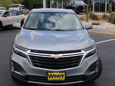 Used 2024 Chevrolet Equinox LT w/ Driver Convenience Package image 3