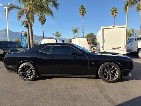 Used 2022 Dodge Challenger R/T Scat Pack w/ Plus Package image 10
