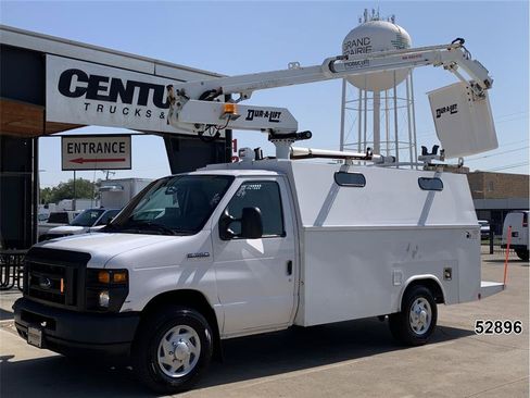 Used 2017 Ford E-350 and Econoline 350 Super Duty w/ Power Windows & Locks Group RWD image 1