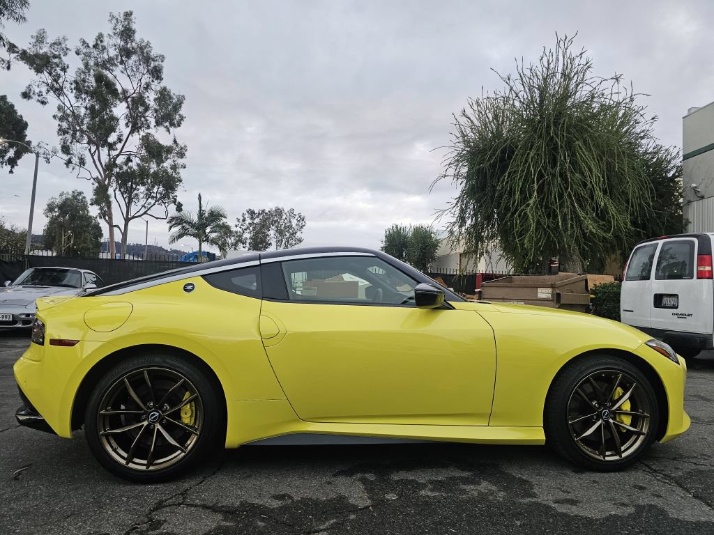 Used 2023 Nissan Z w/ Floor Mat Package (L93) RWD image 6