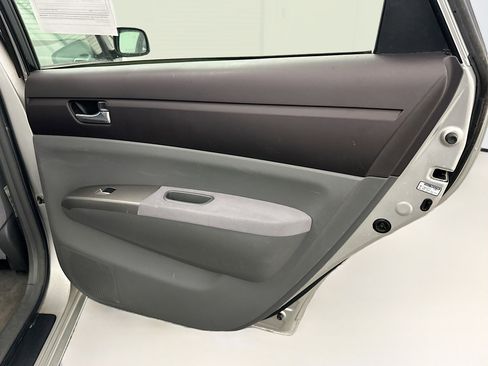 Used 2004 Toyota Prius image 29