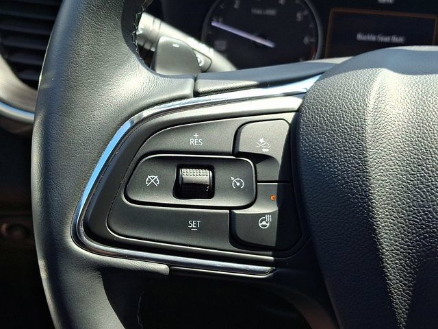 Used 2023 Buick Envision Essence AWD/4WD image 20