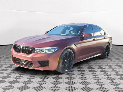 Used 2018 BMW M5 w/ Executive Package image 3