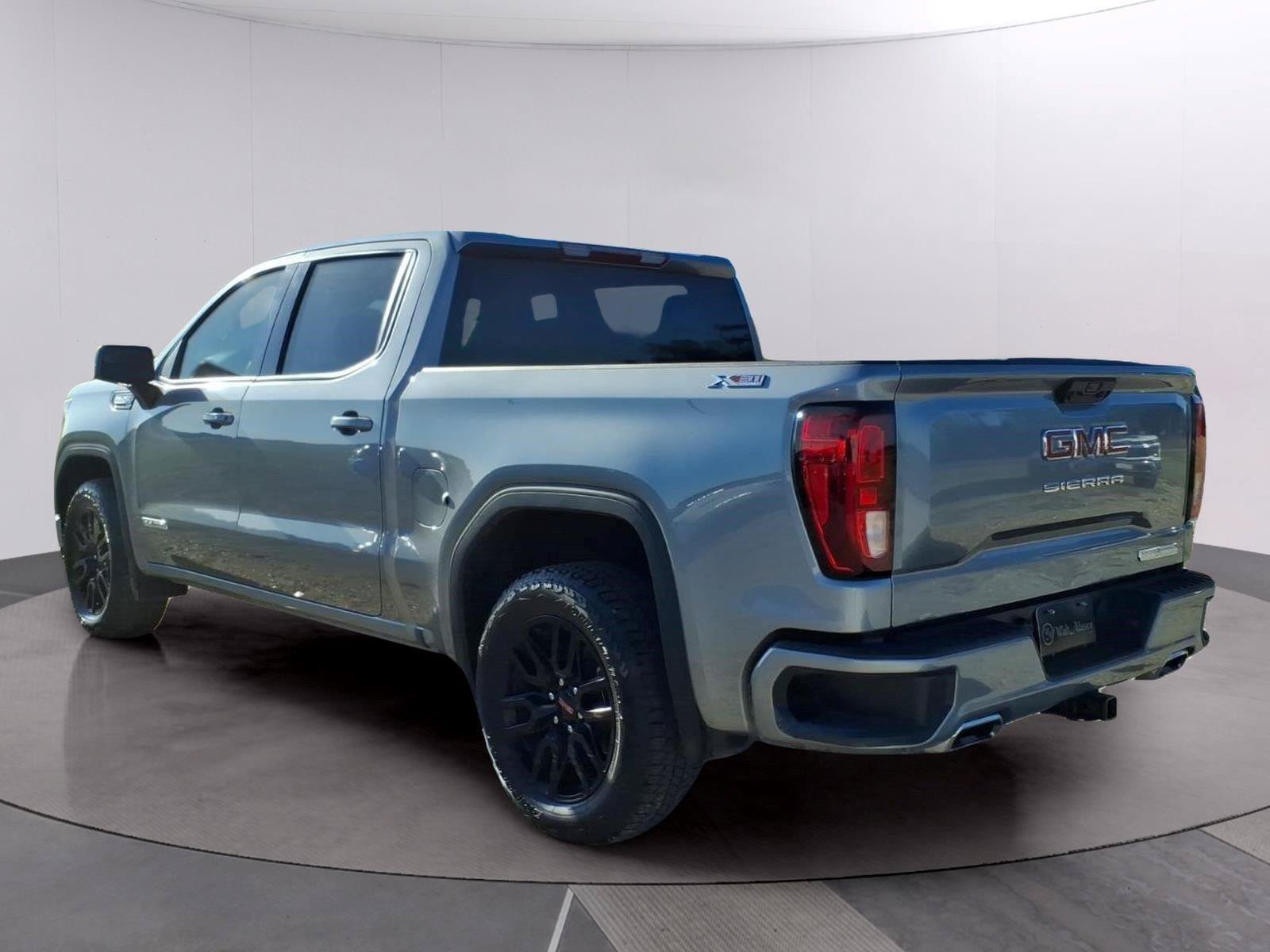 Used 2026 GMC Sierra 1500 Elevation AWD/4WD image 3