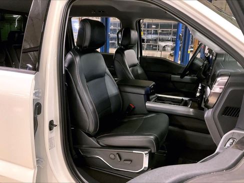 Used 2024 Ford F250 Lariat w/ Lariat Ultimate Package image 8