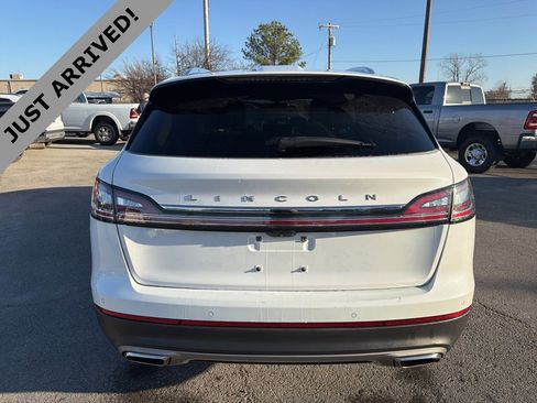 Used 2021 Lincoln Nautilus Reserve image 6