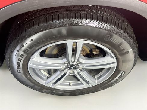 Used 2022 Mercedes-Benz GLC 300 4MATIC image 31