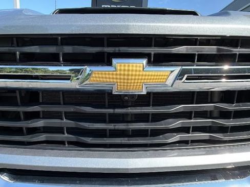 Used 2024 Chevrolet Silverado 2500 LT w/ All Star Edition AWD/4WD image 13