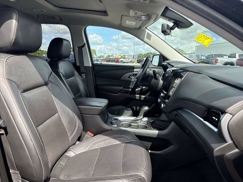 Used 2020 Chevrolet Traverse Premier w/ Redline Edition AWD/4WD image 21