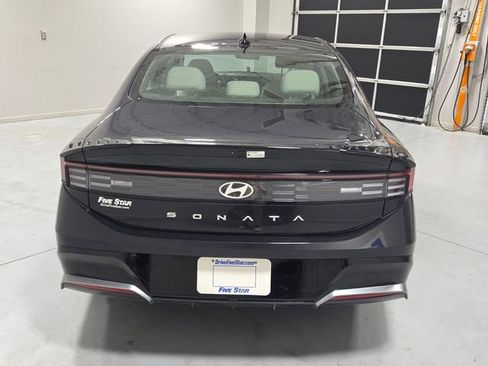 Certified 2024 Hyundai Sonata SEL FWD image 9