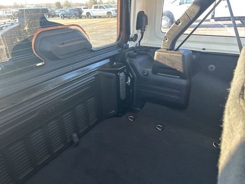 Used 2022 Jeep Wrangler Unlimited Rubicon w/ LED Lighting Group image 9