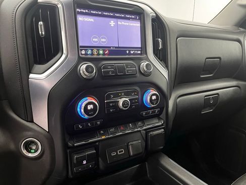 Used 2019 GMC Sierra 1500 SLT w/ SLT Premium Package AWD/4WD image 25