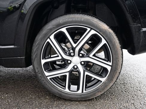 Used 2024 Jeep Compass Limited w/ Elite Group image 11