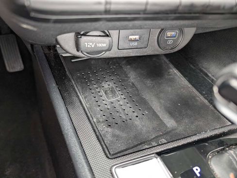 Used 2023 Hyundai Elantra SEL w/ Convenience Package image 27