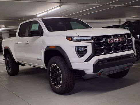 New 2026 GMC Canyon AT4 w/ Technology Plus Package AWD/4WD image 2