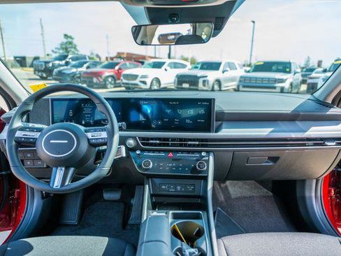 New 2026 Hyundai Sonata SEL FWD image 13