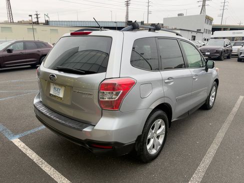 Used 2015 Subaru Forester 2.5i Premium w/ All-Weather Package image 6